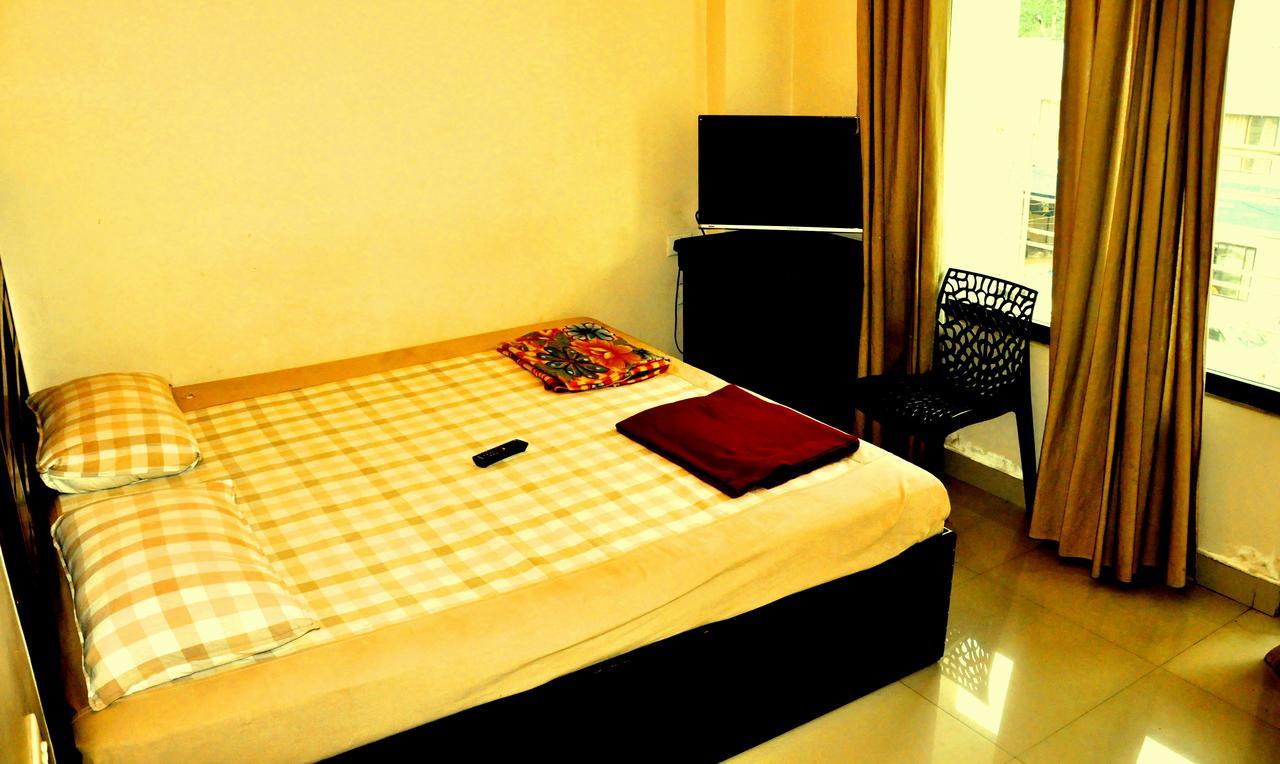 Hotel Royal Nest Vandiperiyar Экстерьер фото