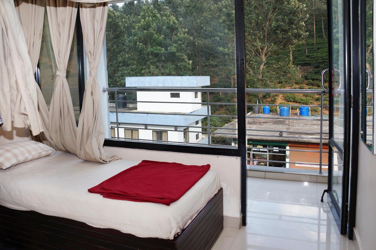 Hotel Royal Nest Vandiperiyar Экстерьер фото